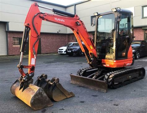 kubota 2.5t excavator for sale